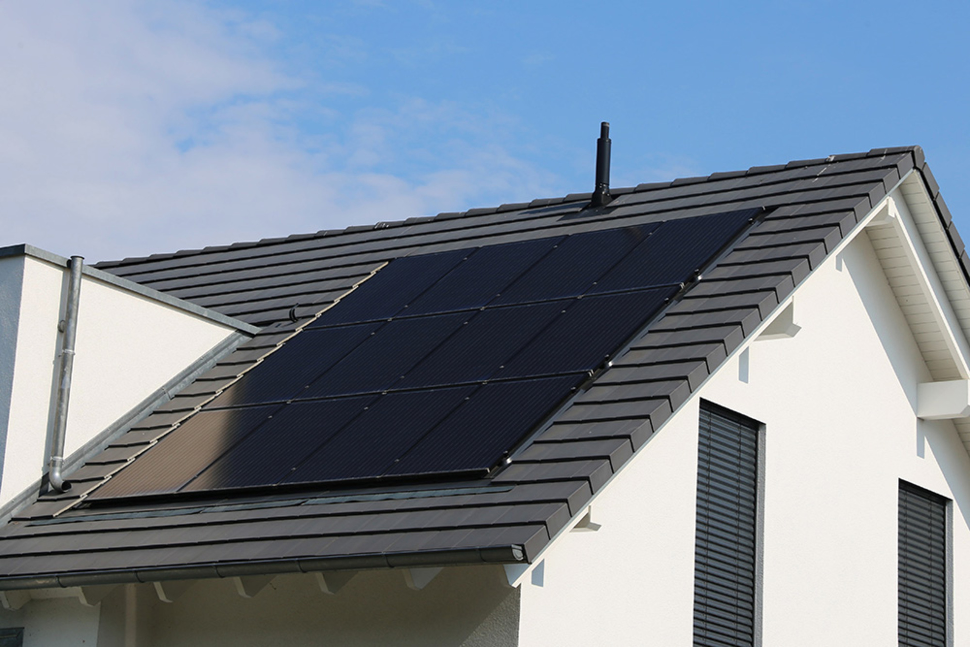 Photovoltaik bei Aiko Elektrotechnik GmbH in Baiersdorf
